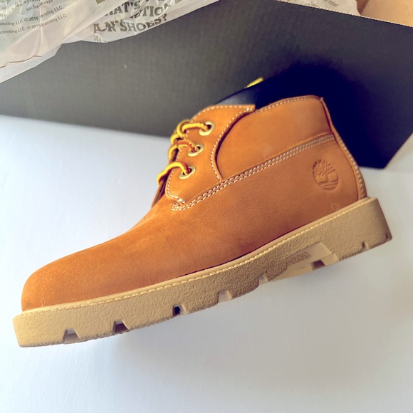 Timberland Other - Timberland Classics Youth Size 13.5 (Unisex)